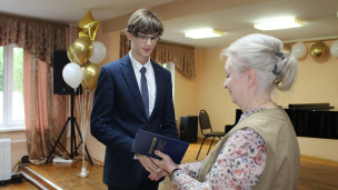 В добрый путь, выпускники! 12