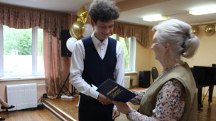 В добрый путь, выпускники! 15